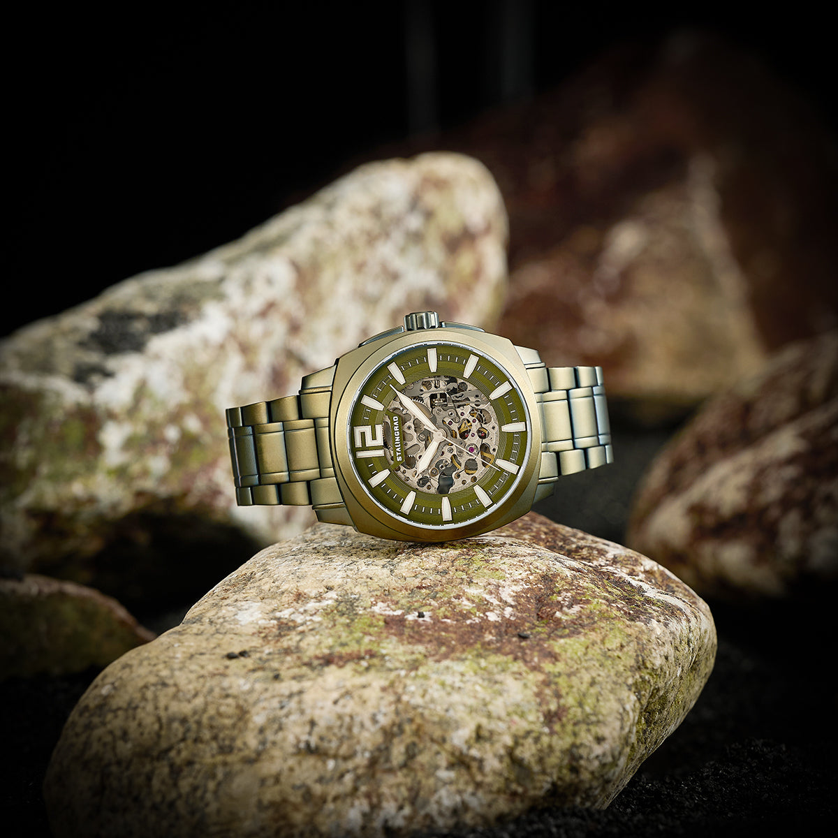 Courage. Skeleton Dial. Green Bracelet. SG-2803-22