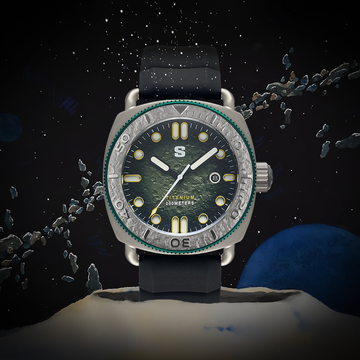 TITANIUM Defender. Green Lunar Dial. Black Silicon Strap.SG-24001-01