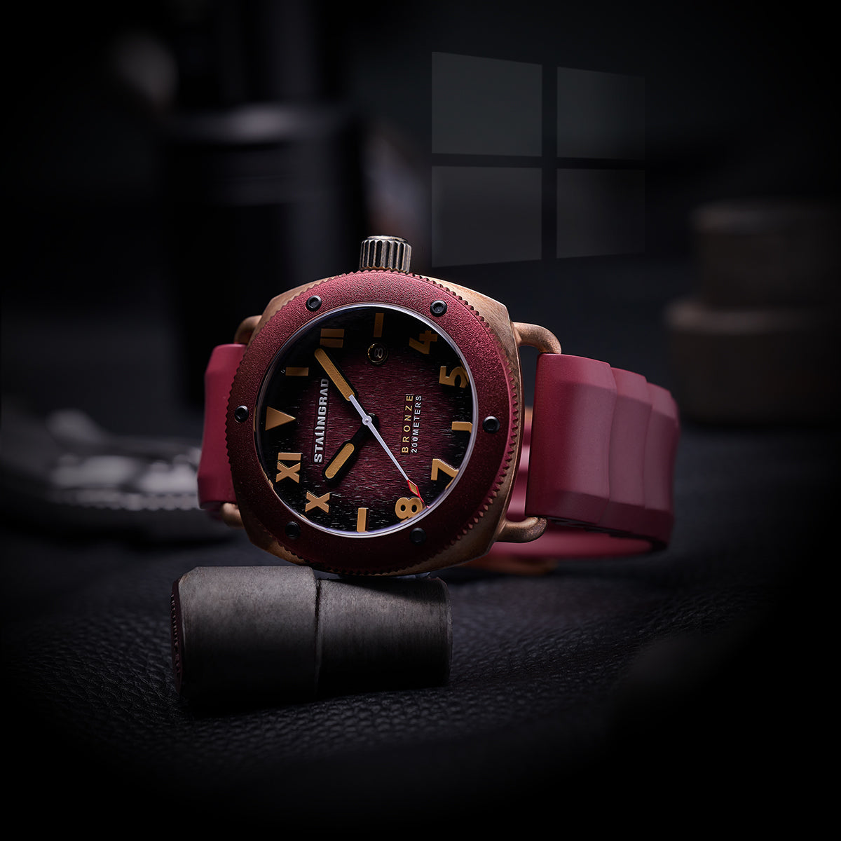 Bronze Defender 200M. Red Dial. Red Fluororubber Strap. SG-0609-07A